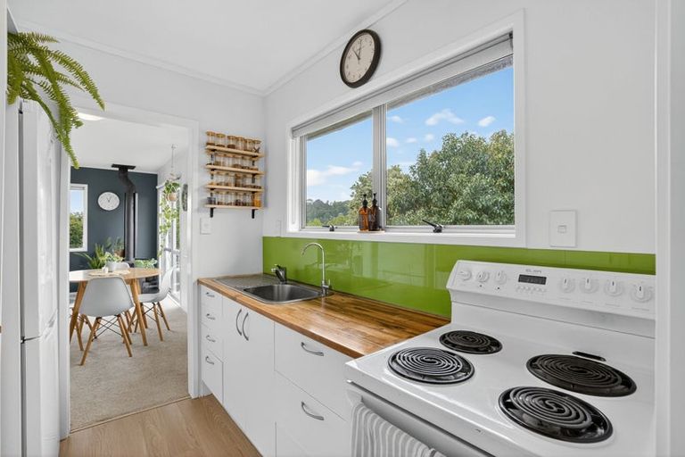 Photo of property in 2/155 Verbena Road, Birkdale, Auckland, 0626