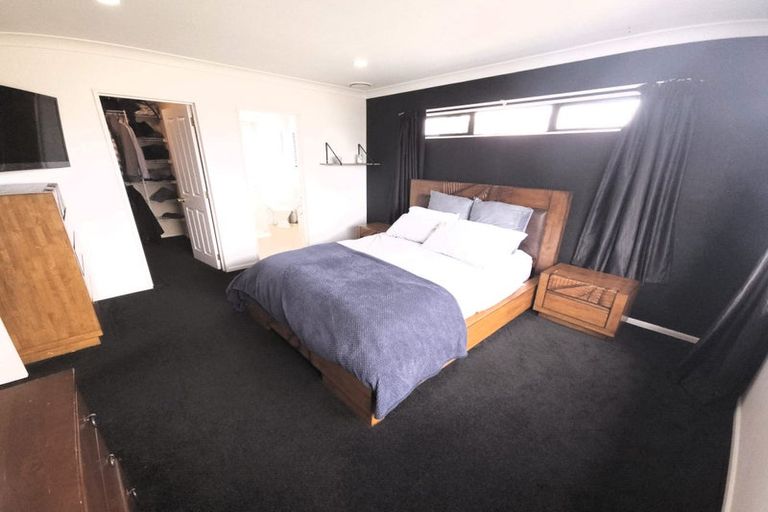 Photo of property in 11 Sovereign Place, Rototuna North, Hamilton, 3210