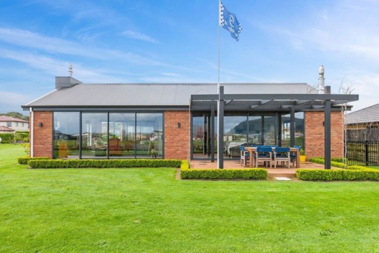 Photo of property in 3 Pukeko Way, Kinloch, Taupo, 3377