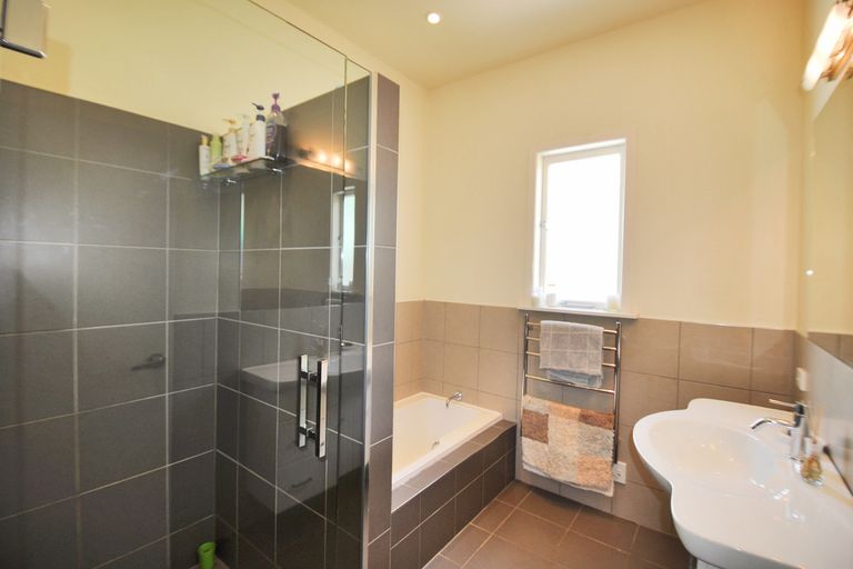 Photo of property in 15 Pukenui Road, Kaiwaka, 0573