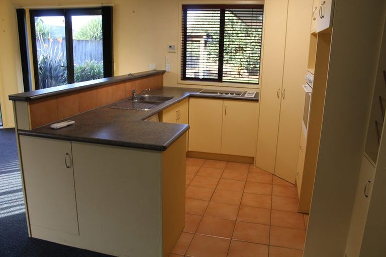 Photo of property in 12 Guildford Place, Rototuna North, Hamilton, 3210