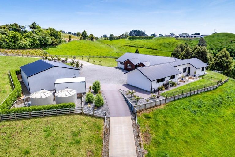 Photo of property in 489 Smart Road, Hillsborough, New Plymouth, 4372