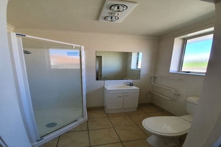 Photo of property in 40 Margarita Rise, Pukekohe, 2120