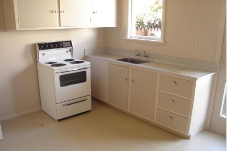 Photo of property in 8 Packe Street, Edgeware, Christchurch, 8013