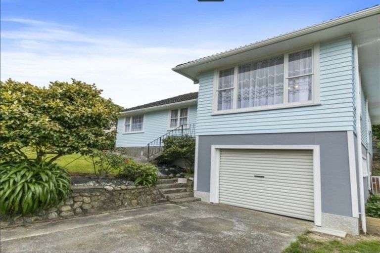Photo of property in 40 Dowse Drive, Maungaraki, Lower Hutt, 5010