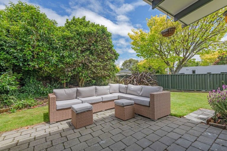 Photo of property in 43 John F Kennedy Drive, Milson, Palmerston North, 4414