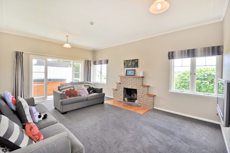 Photo of property in 15 Pukenui Road, Kaiwaka, 0573