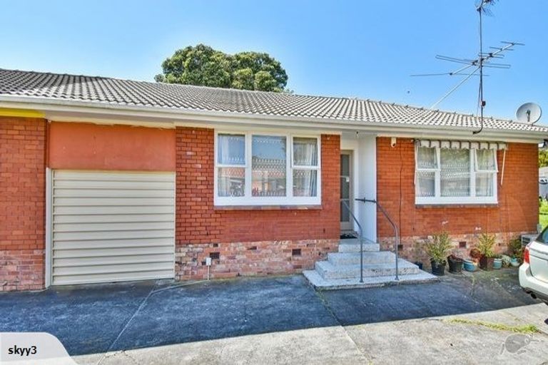 Photo of property in 2/9 Omagh Avenue, Papatoetoe, Auckland, 2025