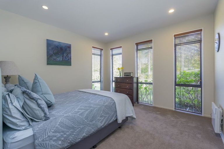 Photo of property in 48 Ashwood Avenue, Dairy Flat, Albany, 0792