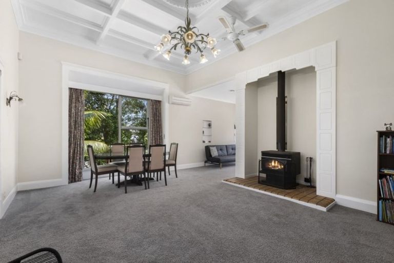 Photo of property in 1/60 Alfriston Road, Manurewa East, Auckland, 2102