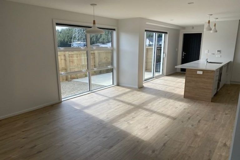 Photo of property in 160a Navigation Drive, Whitby, Porirua, 5024