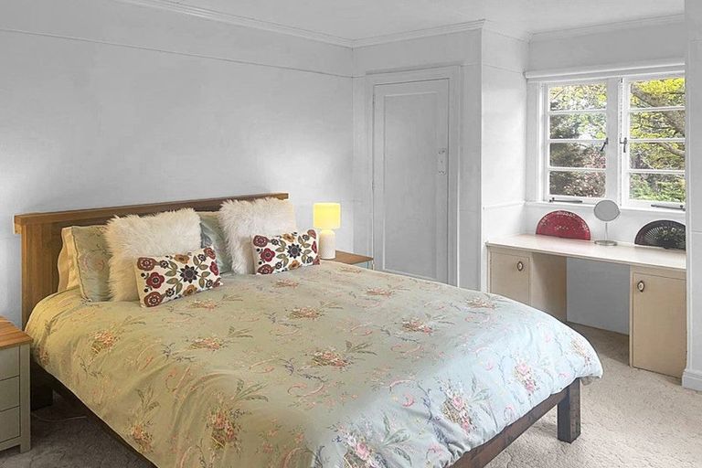 Photo of property in 86 Tawa Road, Kumeu, 0891