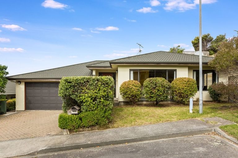 Photo of property in 5 Gybe Place, Whitby, Porirua, 5024