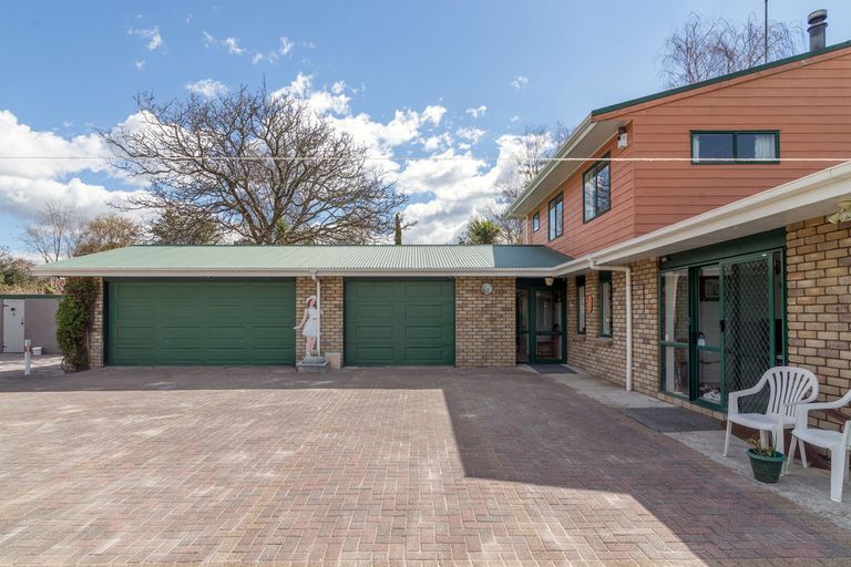 Photo of property in 59 Robinson Avenue, Holdens Bay, Rotorua, 3010