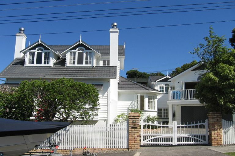 Photo of property in 38 Oban Road, Browns Bay, Auckland, 0630