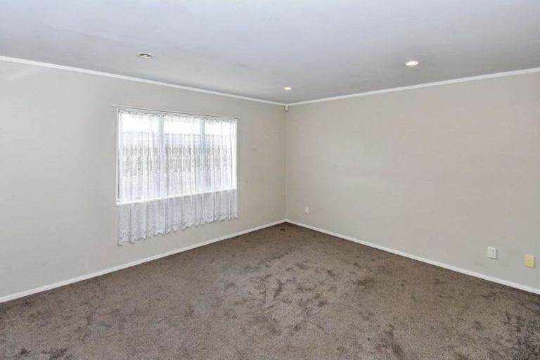 Photo of property in 56a Gloucester Road, Manurewa, Auckland, 2102