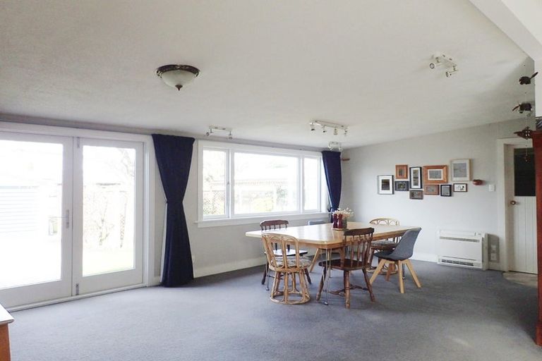 Photo of property in 18 Longfellow Street, Sydenham, Christchurch, 8023