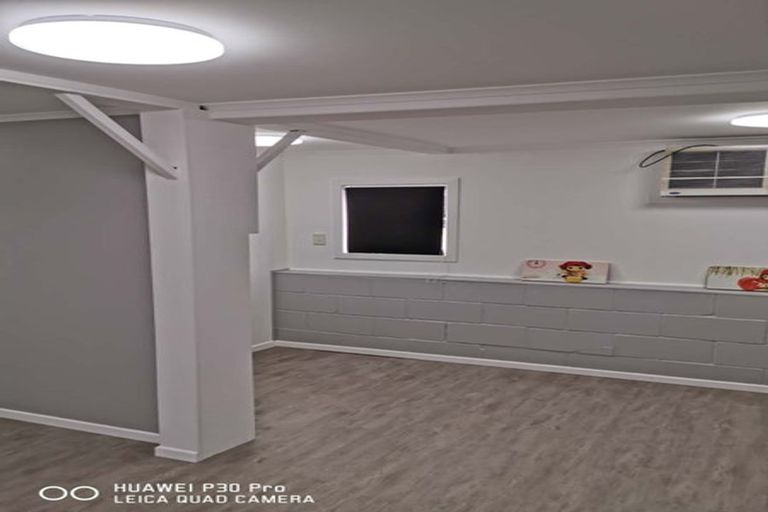 Photo of property in 28 Thackeray Street, Hamilton Lake, Hamilton, 3204