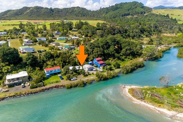 Photo of property in 22 Koutu Beach Road, Opononi, Kaikohe, 0473