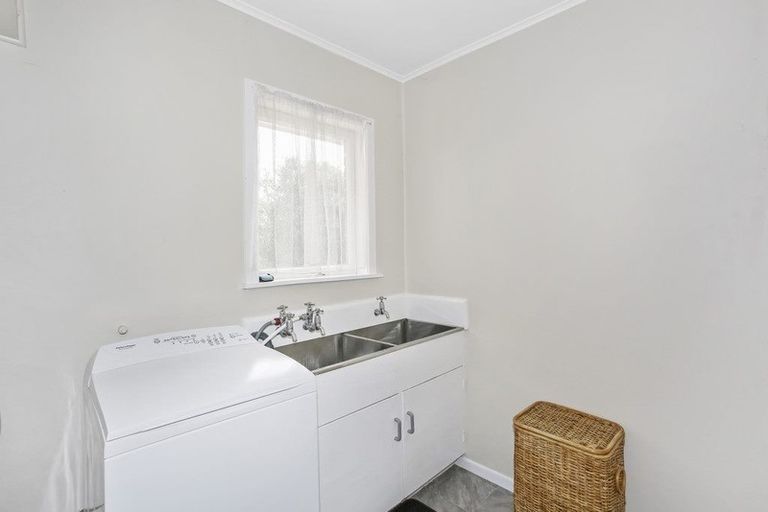 Photo of property in 26 Shirley Avenue, Papakura, 2110