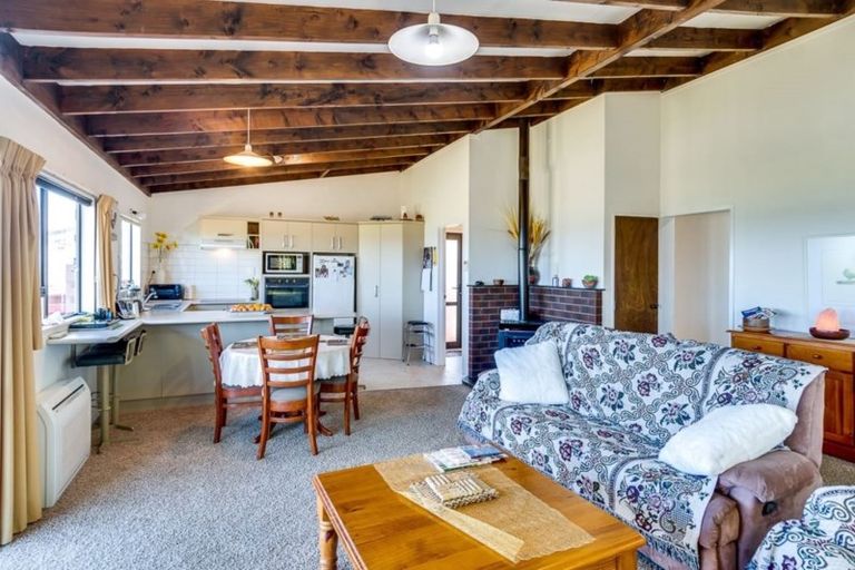 Photo of property in 228 Whirinaki Road, Eskdale, Napier, 4182