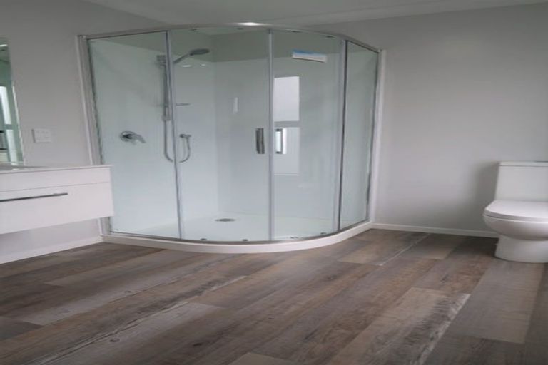 Photo of property in 14 Taiko Place, Kenepuru, Porirua, 5022