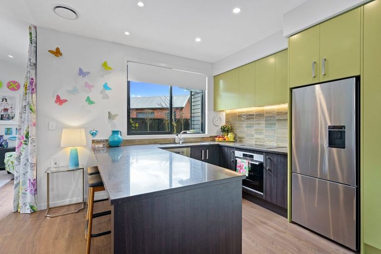 Photo of property in 22 Jarrett Terrace, Leamington, Cambridge, 3432