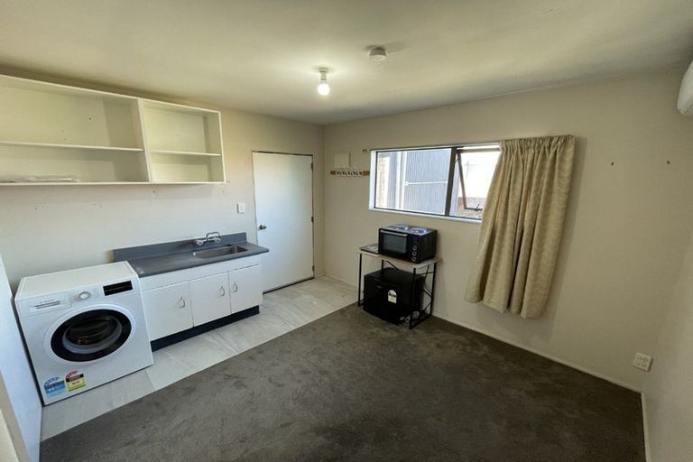 Photo of property in 325a Main South Road, Hornby, Christchurch, 8042