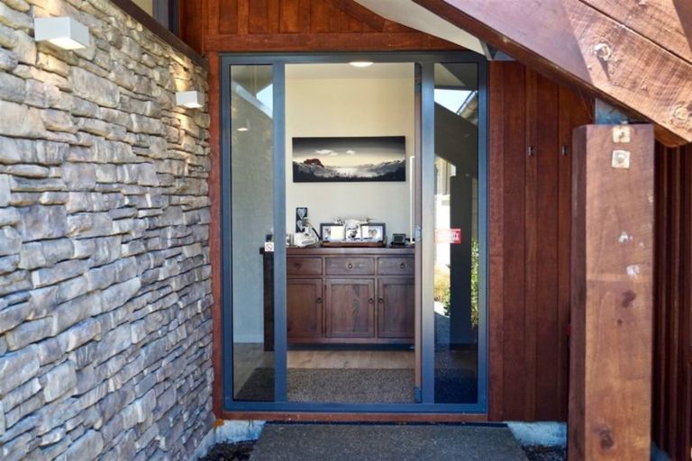 Photo of property in 10/4 Fraser Close, Hanmer Springs, 7334