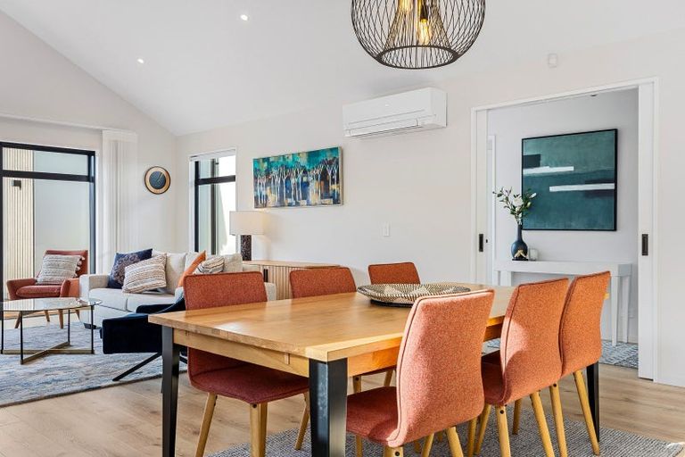 Photo of property in 69a Wai-iti Terrace, Bryndwr, Christchurch, 8052