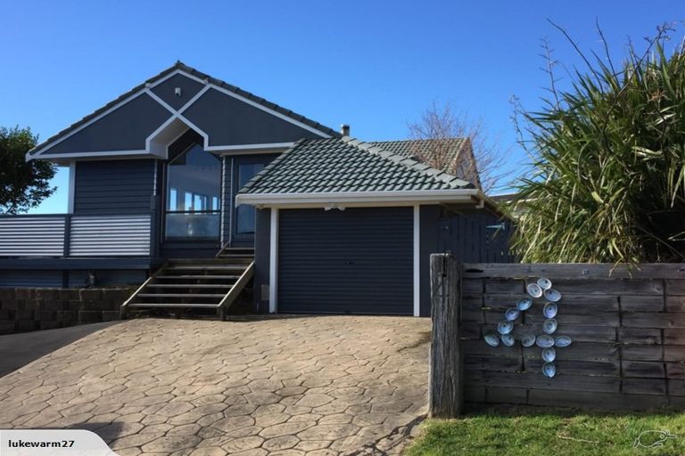 Photo of property in 4 Outram Grove, Kelson, Lower Hutt, 5010