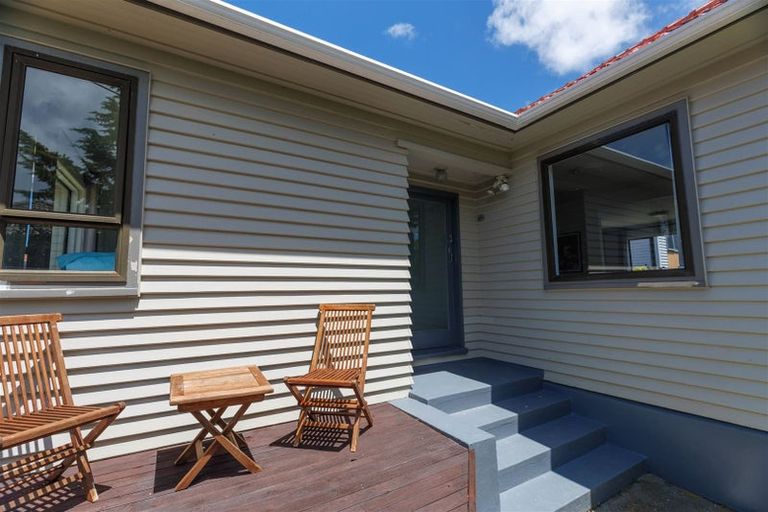 Photo of property in 20 Bould Street, Johnsonville, Wellington, 6037
