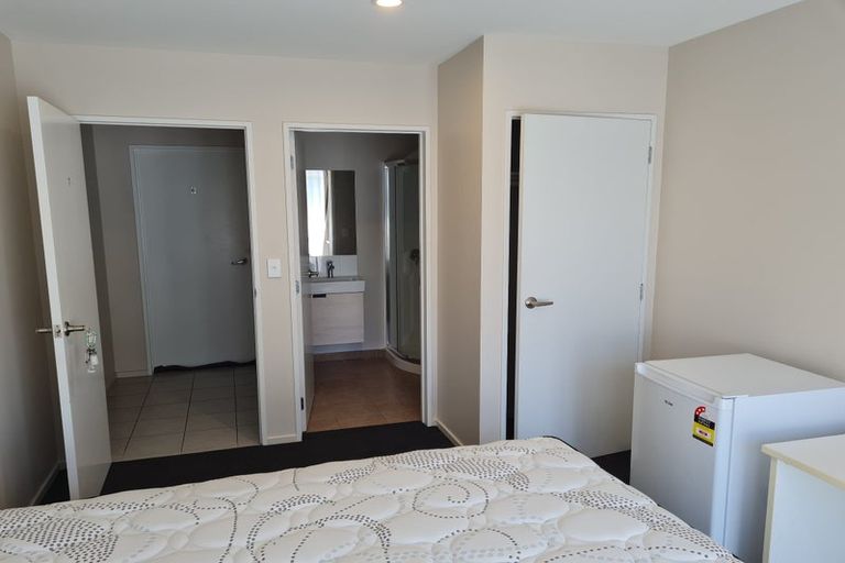 Photo of property in 15 Kyle Street, Riccarton, Christchurch, 8011