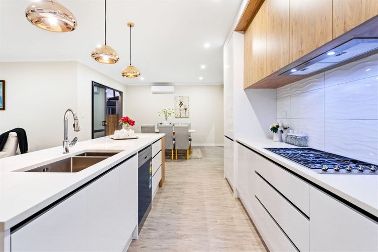 Photo of property in 91 Muriwai Road, Waimauku, 0812