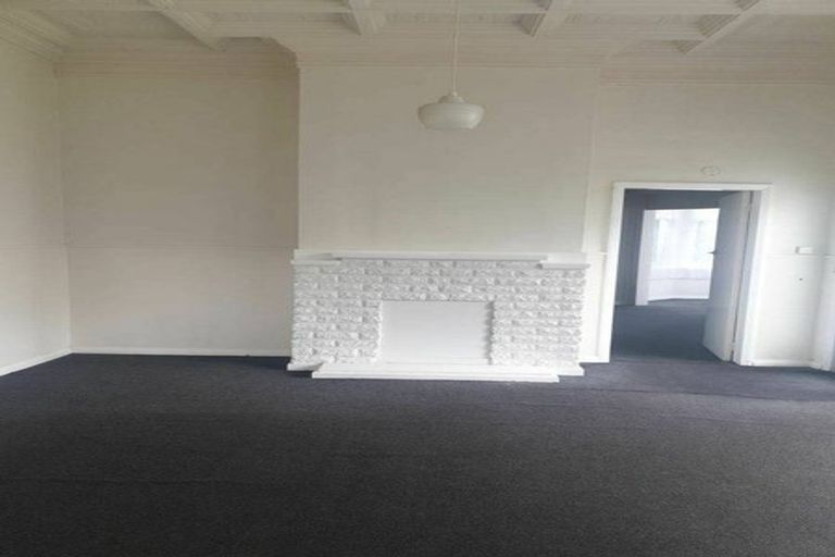 Photo of property in 6 Caius Avenue, Gonville, Wanganui, 4501