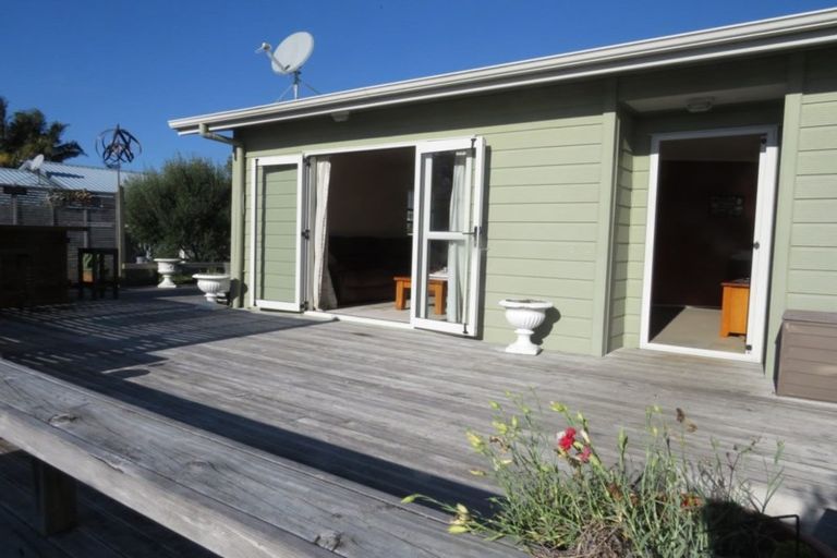 Photo of property in 3 Mayfair Close, Whitianga, 3510