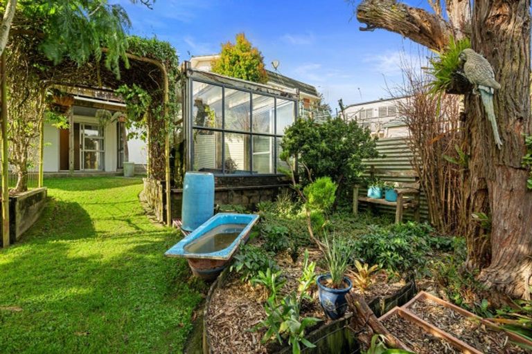 Photo of property in 5b Jonathon Street, Brookfield, Tauranga, 3110