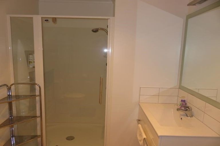 Photo of property in 17 Cresswell Place, Johnsonville, Wellington, 6037