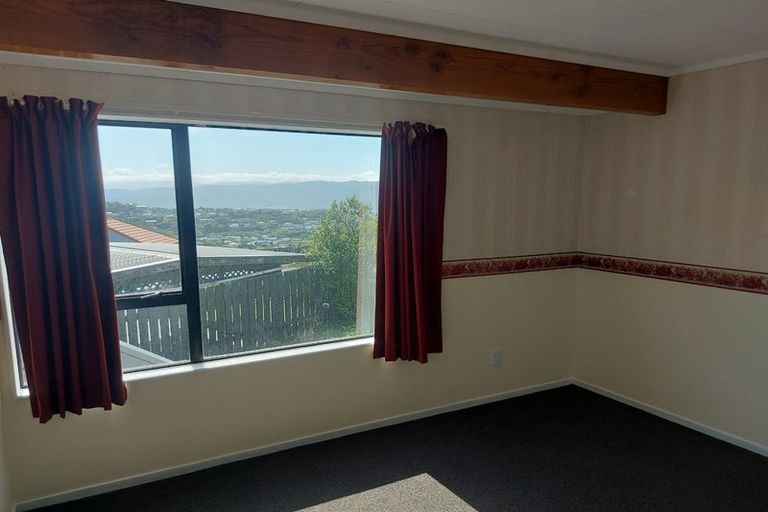 Photo of property in 23 Jasmine Grove, Maungaraki, Lower Hutt, 5010