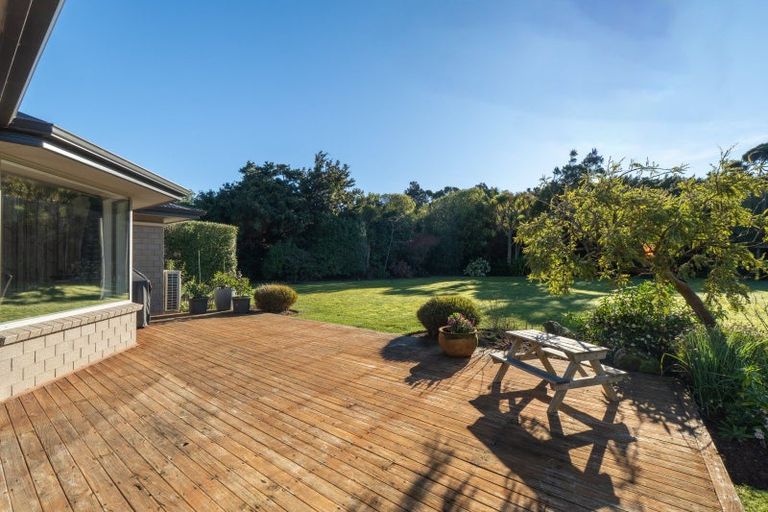 Photo of property in 57 Matua Grove, Otatara, Invercargill, 9879