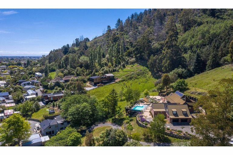 Photo of property in 147 Bowenvale Avenue, Cashmere, Christchurch, 8022