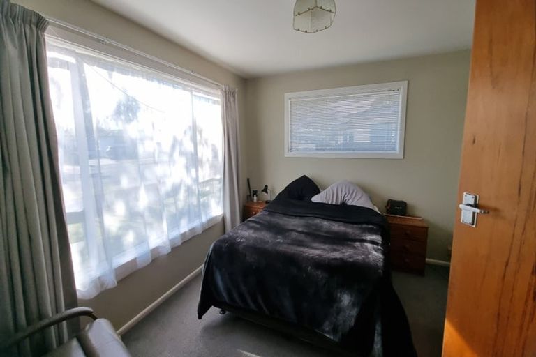 Photo of property in 64 Coopers Road, Dallington, Christchurch, 8061