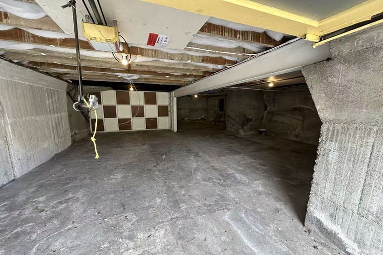 Photo of property in 63 Eliot Street, New Plymouth, 4310