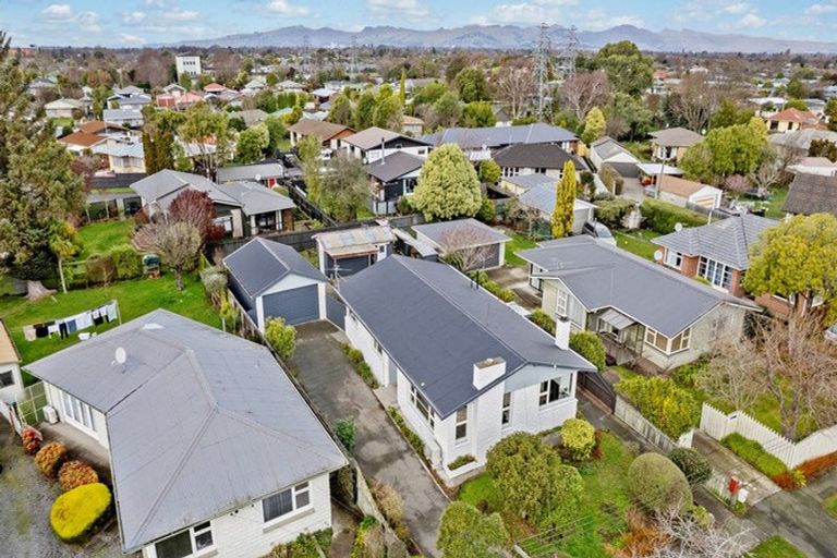 Photo of property in 43 Stackhouse Avenue, Bishopdale, Christchurch, 8053