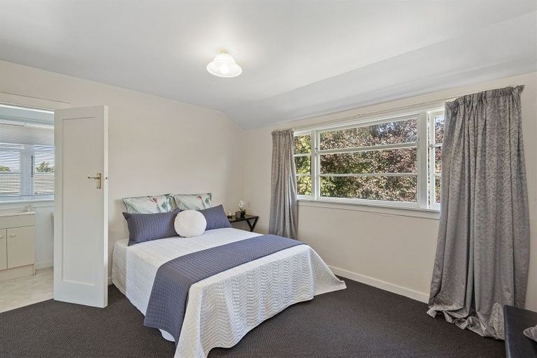 Photo of property in 212 Weston Road, St Albans, Christchurch, 8052