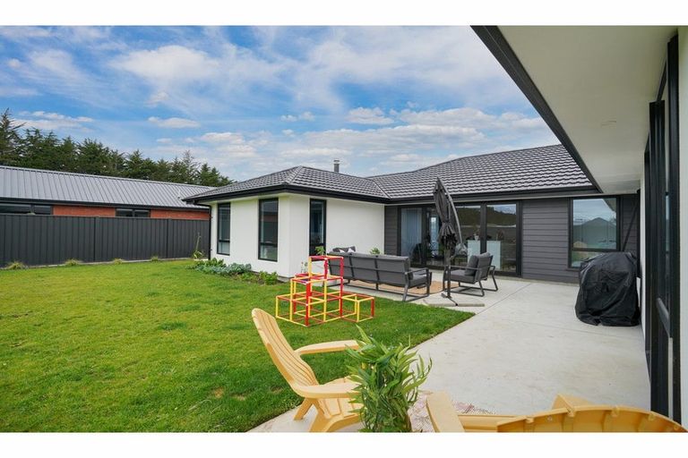 Photo of property in 66 Richfield Drive, Waikiwi, Invercargill, 9810