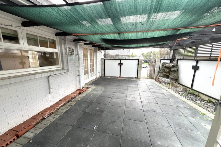 Photo of property in 23 Serrita Avenue, Sunnyhills, Auckland, 2010
