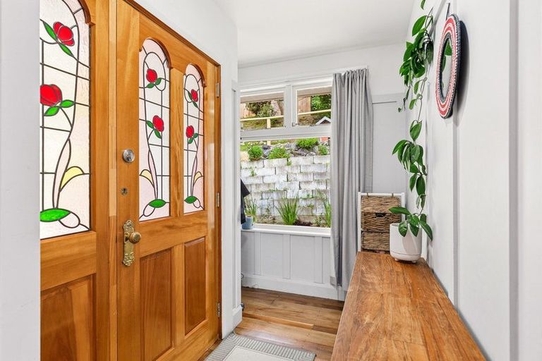 Photo of property in 68 Totara Road, Miramar, Wellington, 6022