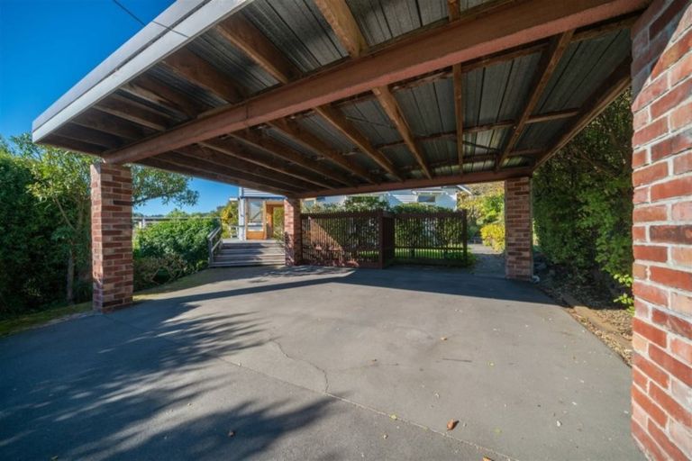 Photo of property in 65a Dyers Pass Road, Cashmere, Christchurch, 8022