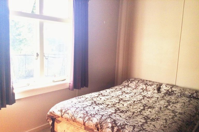 Photo of property in 6a Ballance Street, Lower Vogeltown, New Plymouth, 4310